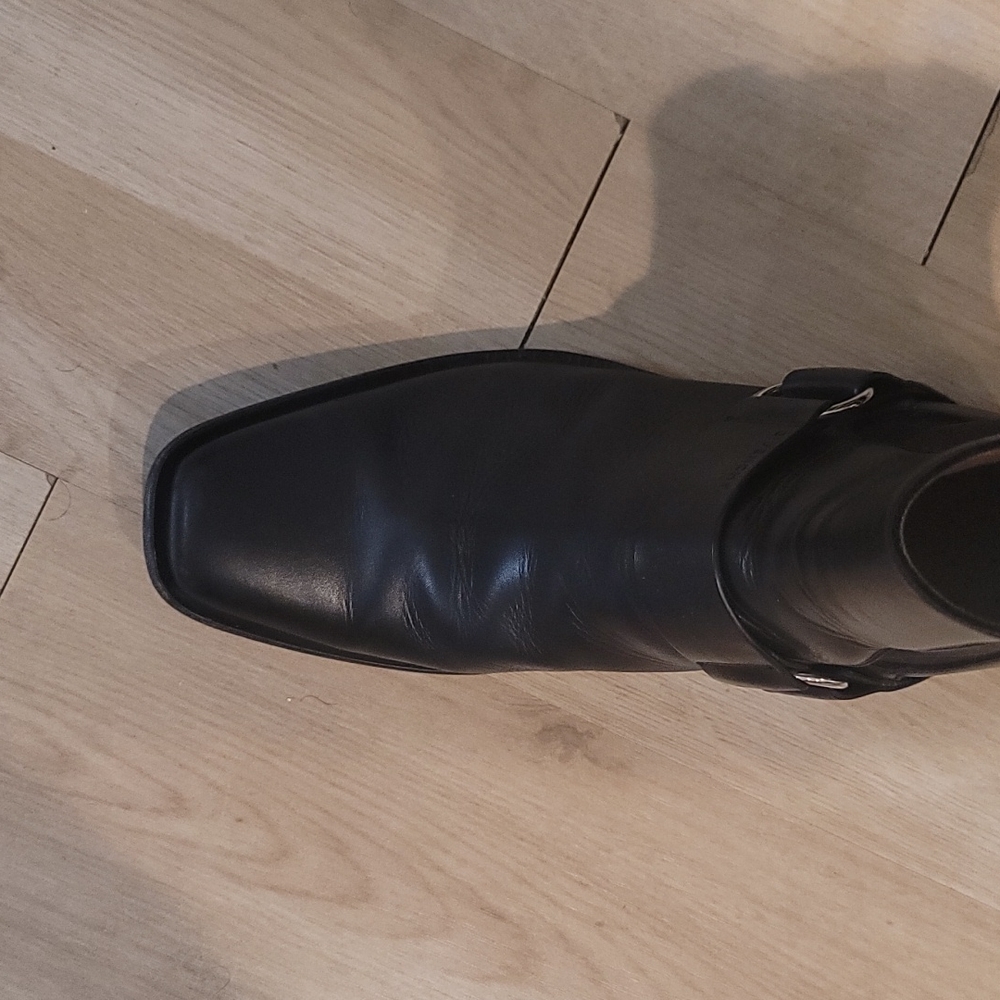 Givenchylow heel Chelsea boots